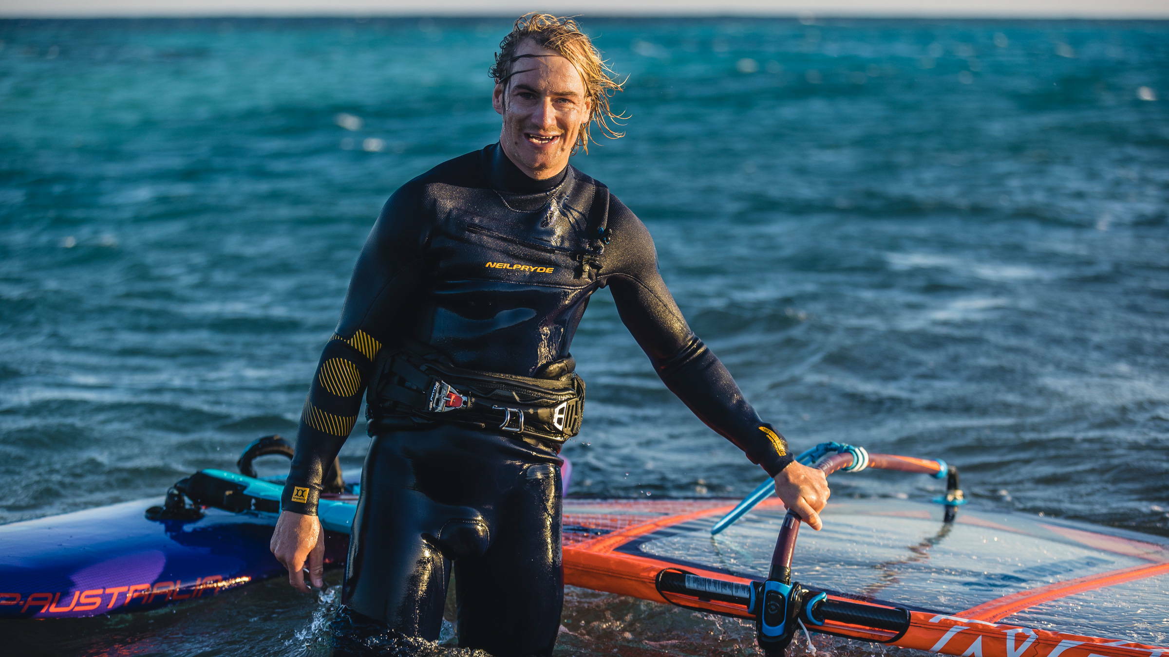 obrazek_mission_neopren_front_zip